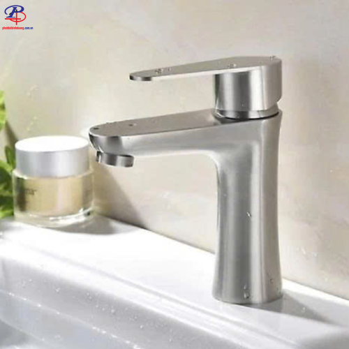 Vòi lavabo nóng lạnh